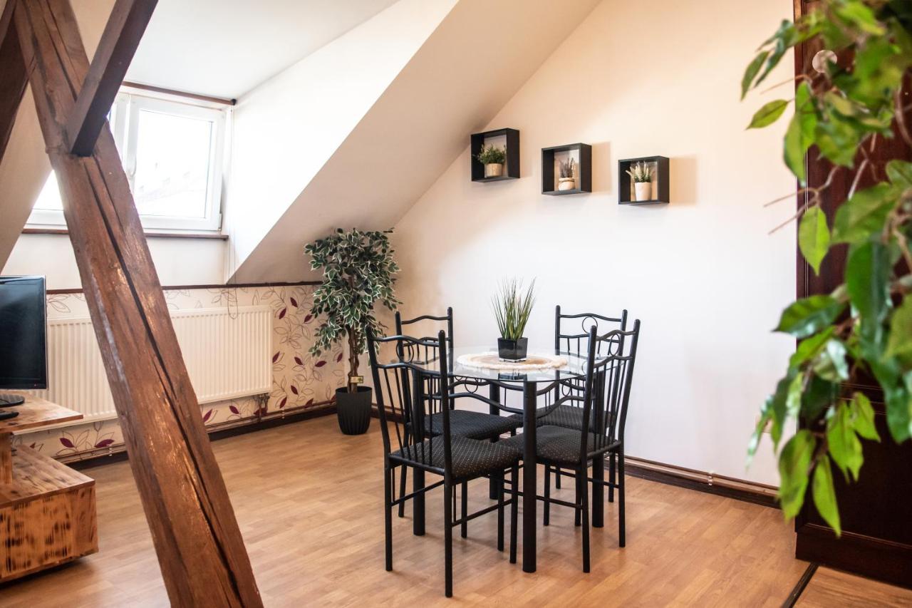 Podkrovni Apartman S Vyhledem Na Namesti Lomnice nad Lužnicí Εξωτερικό φωτογραφία